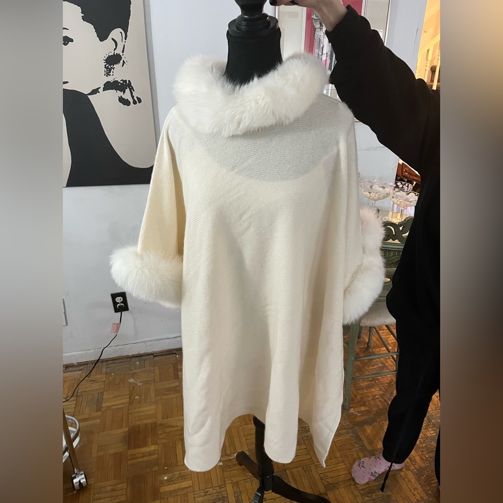 Sofia cashmere fur trimmed cape sweater